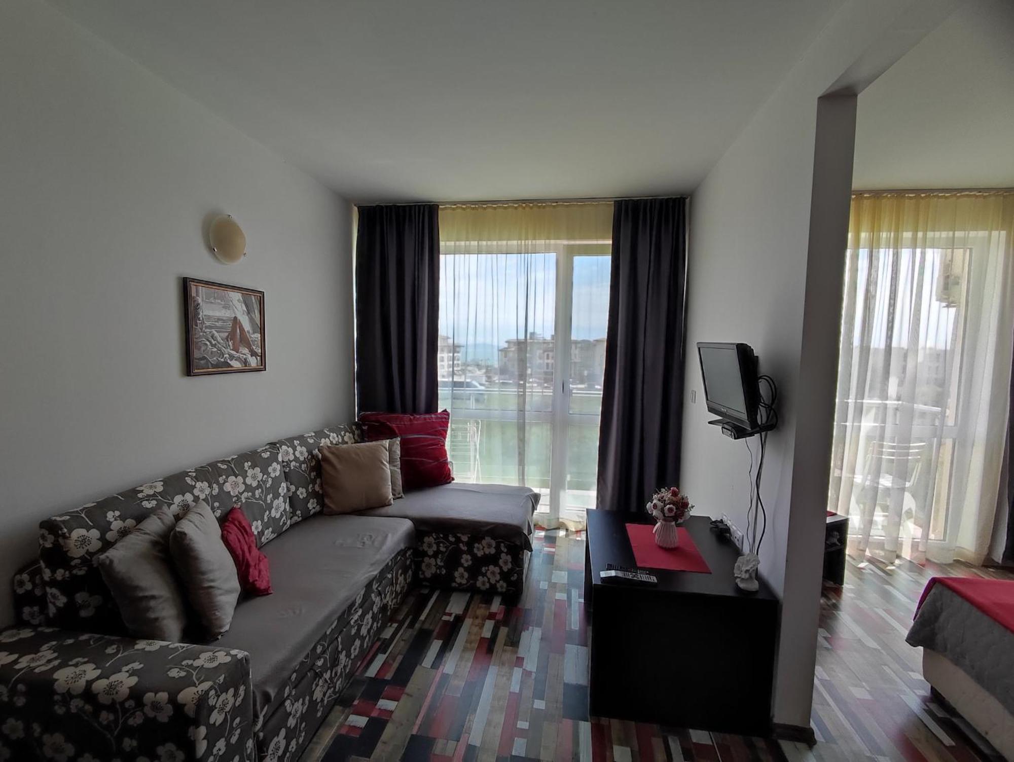 Прекрасен Апартамент С Изглед Към Морето Сарафово 2 Burgas Exterior photo